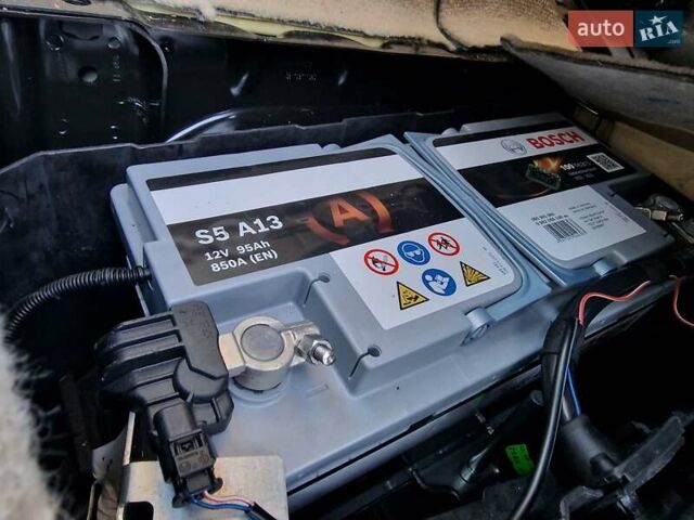 Белый Фольксваген Туарег, объемом двигателя 2.97 л и пробегом 240 тыс. км за 17900 $, фото 37 на Automoto.ua