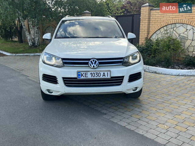 Белый Фольксваген Туарег, объемом двигателя 3.6 л и пробегом 181 тыс. км за 17770 $, фото 4 на Automoto.ua