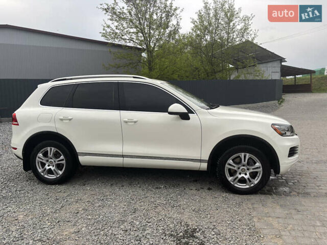 Білий Фольксваген Туарег, об'ємом двигуна 2.97 л та пробігом 296 тис. км за 16800 $, фото 11 на Automoto.ua