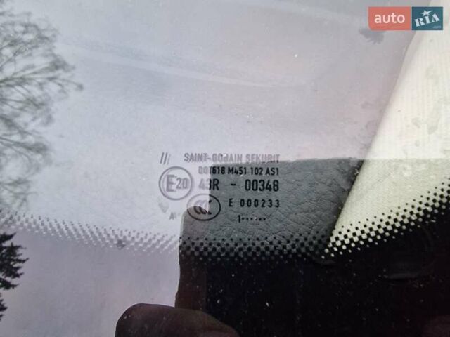 Белый Фольксваген Туарег, объемом двигателя 2.97 л и пробегом 240 тыс. км за 17900 $, фото 30 на Automoto.ua