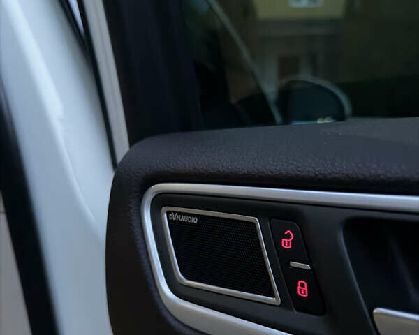 Белый Фольксваген Туарег, объемом двигателя 3.6 л и пробегом 296 тыс. км за 12900 $, фото 37 на Automoto.ua