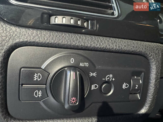 Белый Фольксваген Туарег, объемом двигателя 3.6 л и пробегом 280 тыс. км за 14500 $, фото 19 на Automoto.ua