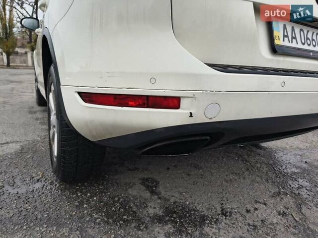 Белый Фольксваген Туарег, объемом двигателя 3 л и пробегом 346 тыс. км за 13500 $, фото 1 на Automoto.ua