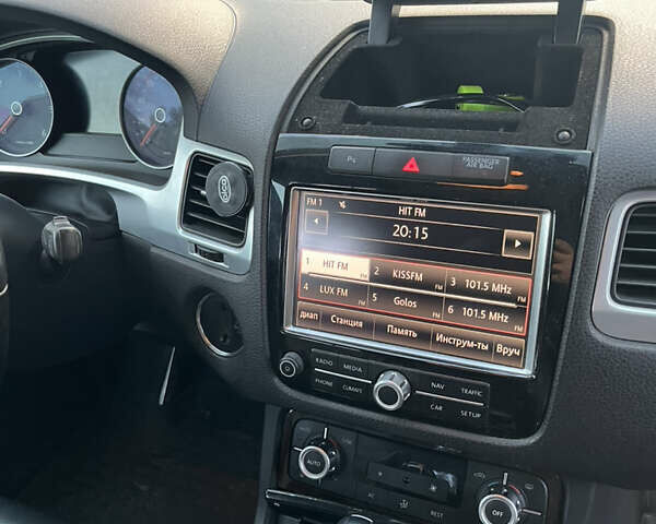 Белый Фольксваген Туарег, объемом двигателя 2.97 л и пробегом 262 тыс. км за 18500 $, фото 21 на Automoto.ua