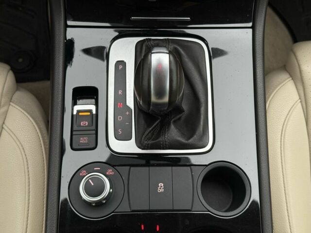 Белый Фольксваген Туарег, объемом двигателя 3 л и пробегом 189 тыс. км за 17450 $, фото 14 на Automoto.ua