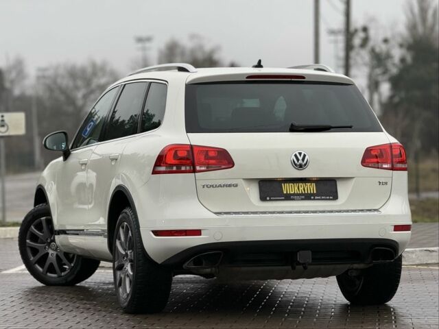 Белый Фольксваген Туарег, объемом двигателя 3 л и пробегом 189 тыс. км за 17450 $, фото 6 на Automoto.ua