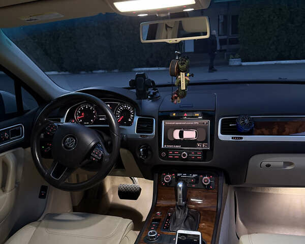 Белый Фольксваген Туарег, объемом двигателя 3.6 л и пробегом 296 тыс. км за 12900 $, фото 40 на Automoto.ua