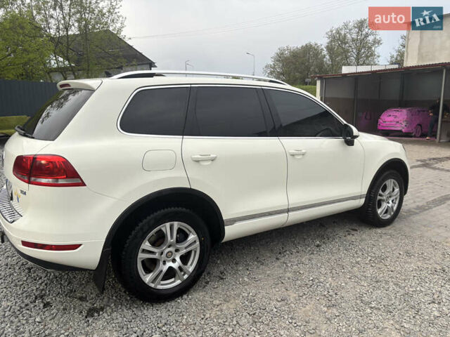 Білий Фольксваген Туарег, об'ємом двигуна 2.97 л та пробігом 296 тис. км за 16800 $, фото 10 на Automoto.ua