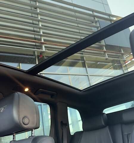 Белый Фольксваген Туарег, объемом двигателя 4.13 л и пробегом 128 тыс. км за 29000 $, фото 19 на Automoto.ua