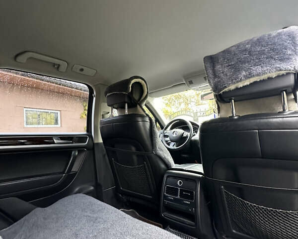 Белый Фольксваген Туарег, объемом двигателя 2.97 л и пробегом 247 тыс. км за 20999 $, фото 26 на Automoto.ua