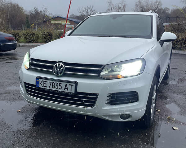 Білий Фольксваген Туарег, об'ємом двигуна 2.97 л та пробігом 130 тис. км за 21300 $, фото 68 на Automoto.ua