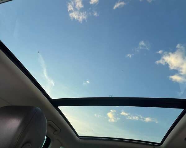 Білий Фольксваген Туарег, об'ємом двигуна 2.97 л та пробігом 337 тис. км за 18500 $, фото 21 на Automoto.ua