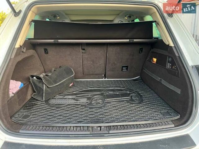 Білий Фольксваген Туарег, об'ємом двигуна 2.97 л та пробігом 337 тис. км за 18500 $, фото 33 на Automoto.ua