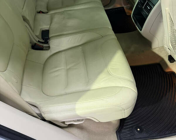 Белый Фольксваген Туарег, объемом двигателя 2.97 л и пробегом 370 тыс. км за 15499 $, фото 15 на Automoto.ua