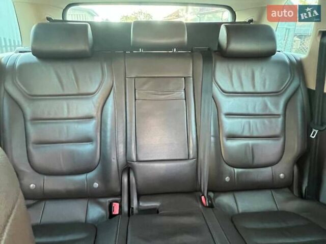 Білий Фольксваген Туарег, об'ємом двигуна 2.97 л та пробігом 337 тис. км за 18500 $, фото 10 на Automoto.ua