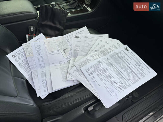 Белый Фольксваген Туарег, объемом двигателя 2.97 л и пробегом 209 тыс. км за 20500 $, фото 24 на Automoto.ua