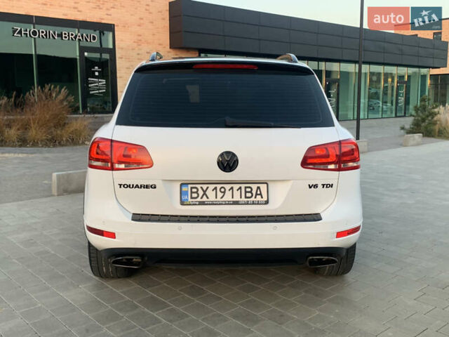 Белый Фольксваген Туарег, объемом двигателя 3 л и пробегом 330 тыс. км за 22000 $, фото 6 на Automoto.ua