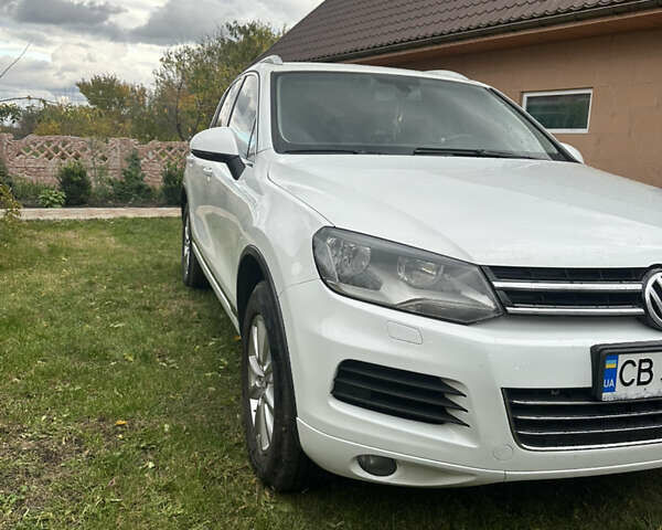 Белый Фольксваген Туарег, объемом двигателя 2.97 л и пробегом 247 тыс. км за 20999 $, фото 18 на Automoto.ua