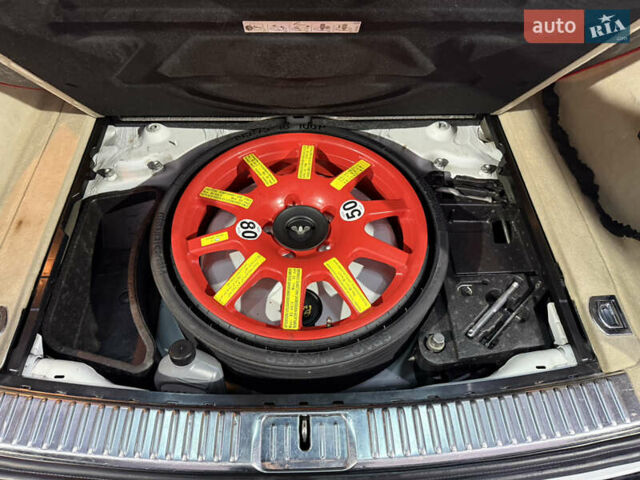 Белый Фольксваген Туарег, объемом двигателя 2.97 л и пробегом 370 тыс. км за 15499 $, фото 18 на Automoto.ua