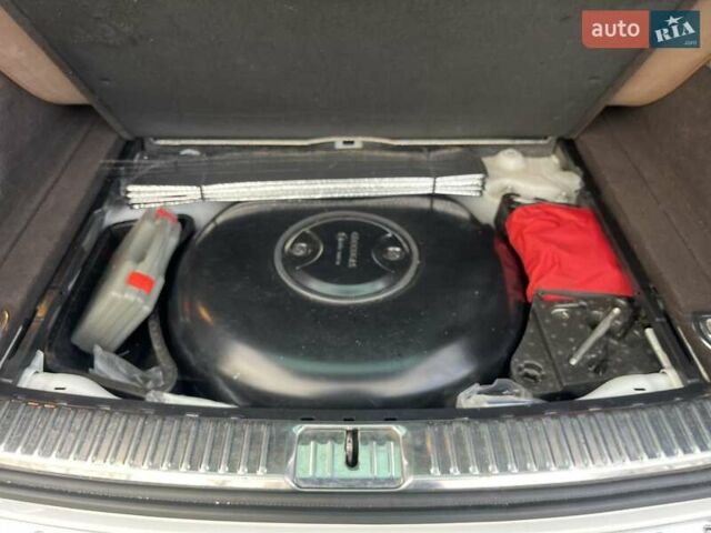 Білий Фольксваген Туарег, об'ємом двигуна 3.6 л та пробігом 272 тис. км за 17500 $, фото 10 на Automoto.ua