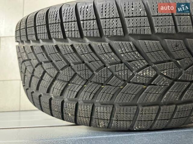 Белый Фольксваген Туарег, объемом двигателя 2.97 л и пробегом 172 тыс. км за 23500 $, фото 2 на Automoto.ua