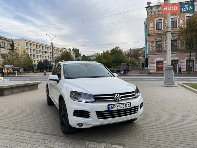 Білий Фольксваген Туарег, об'ємом двигуна 2.97 л та пробігом 230 тис. км за 14800 $, фото 11 на Automoto.ua