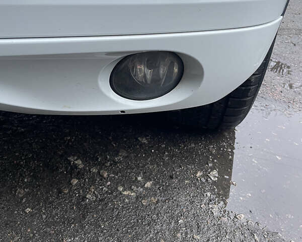 Білий Фольксваген Туарег, об'ємом двигуна 2.97 л та пробігом 130 тис. км за 21300 $, фото 17 на Automoto.ua