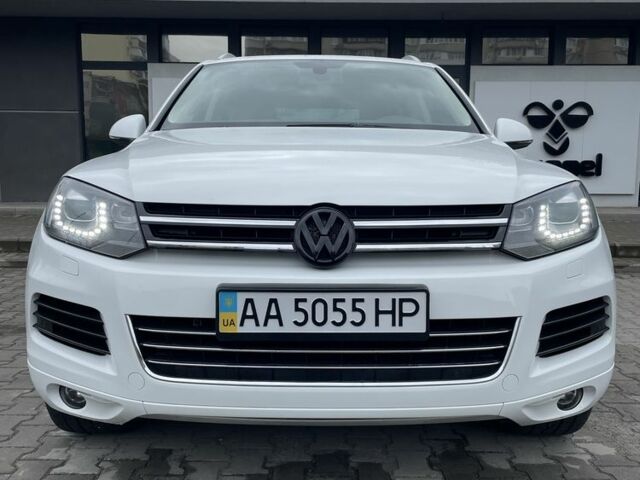 Белый Фольксваген Туарег, объемом двигателя 3 л и пробегом 152 тыс. км за 19500 $, фото 15 на Automoto.ua