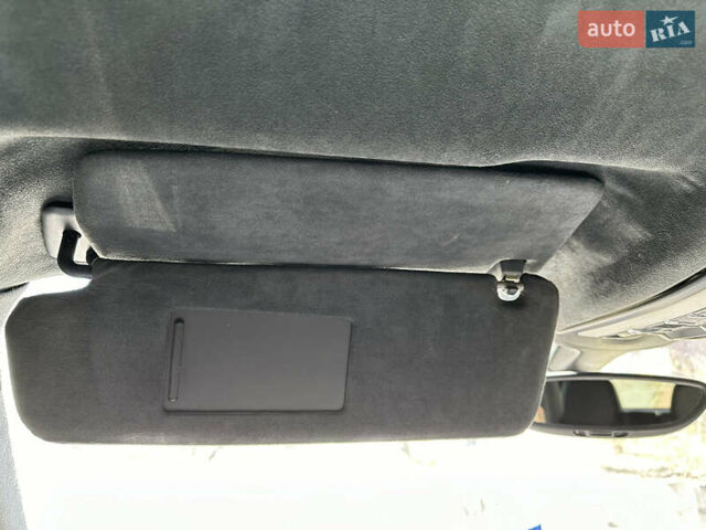 Белый Фольксваген Туарег, объемом двигателя 3 л и пробегом 148 тыс. км за 13000 $, фото 16 на Automoto.ua