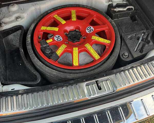 Белый Фольксваген Туарег, объемом двигателя 2.97 л и пробегом 230 тыс. км за 16800 $, фото 14 на Automoto.ua