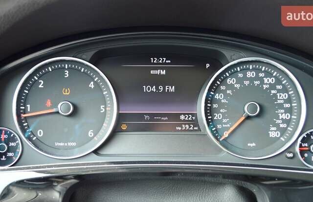 Белый Фольксваген Туарег, объемом двигателя 2.97 л и пробегом 272 тыс. км за 17500 $, фото 25 на Automoto.ua