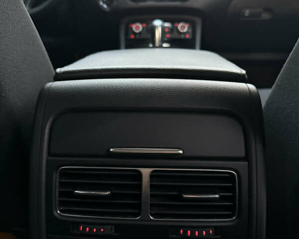 Білий Фольксваген Туарег, об'ємом двигуна 2.97 л та пробігом 231 тис. км за 17999 $, фото 23 на Automoto.ua