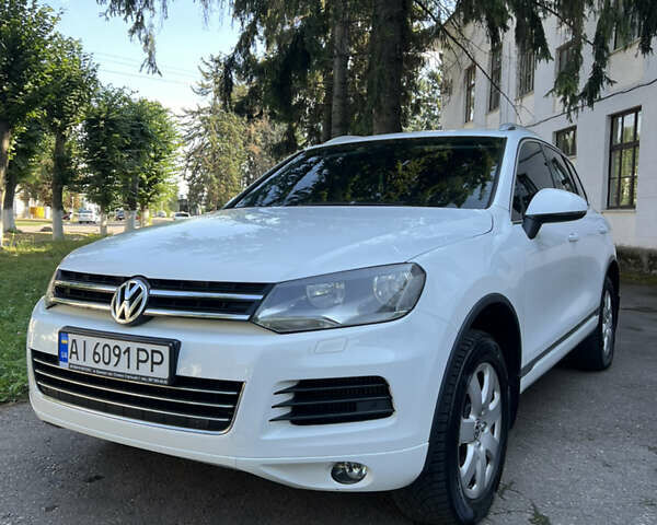 Белый Фольксваген Туарег, объемом двигателя 2.97 л и пробегом 258 тыс. км за 17300 $, фото 42 на Automoto.ua