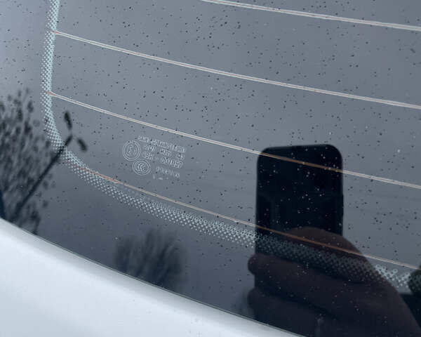 Білий Фольксваген Туарег, об'ємом двигуна 2.97 л та пробігом 130 тис. км за 21300 $, фото 24 на Automoto.ua