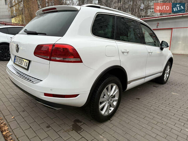 Белый Фольксваген Туарег, объемом двигателя 2.97 л и пробегом 246 тыс. км за 20800 $, фото 5 на Automoto.ua