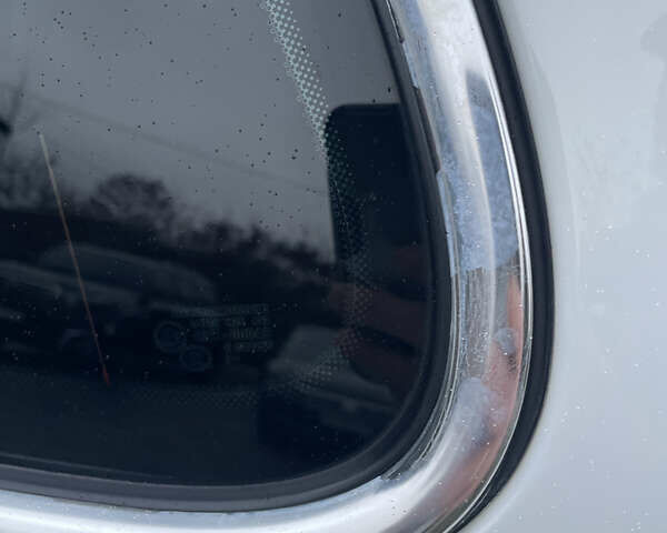 Білий Фольксваген Туарег, об'ємом двигуна 2.97 л та пробігом 130 тис. км за 21300 $, фото 23 на Automoto.ua