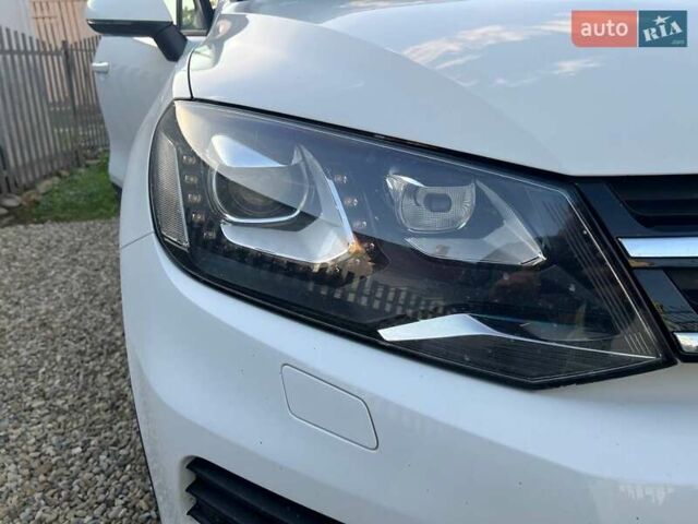 Білий Фольксваген Туарег, об'ємом двигуна 2.97 л та пробігом 337 тис. км за 18500 $, фото 29 на Automoto.ua