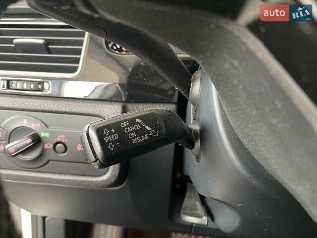 Белый Фольксваген Туарег, объемом двигателя 2.97 л и пробегом 209 тыс. км за 18000 $, фото 23 на Automoto.ua