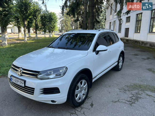 Белый Фольксваген Туарег, объемом двигателя 2.97 л и пробегом 258 тыс. км за 17300 $, фото 40 на Automoto.ua