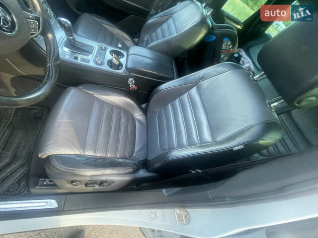 Белый Фольксваген Туарег, объемом двигателя 2.97 л и пробегом 242 тыс. км за 19999 $, фото 34 на Automoto.ua