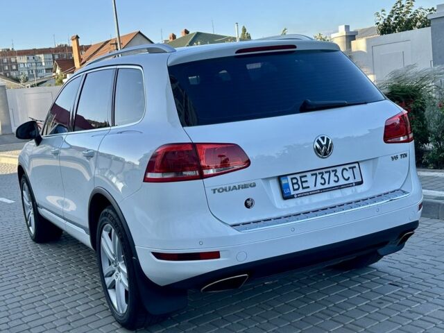 Белый Фольксваген Туарег, объемом двигателя 3 л и пробегом 213 тыс. км за 23500 $, фото 13 на Automoto.ua