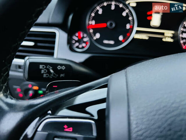 Білий Фольксваген Туарег, об'ємом двигуна 2.97 л та пробігом 344 тис. км за 15900 $, фото 28 на Automoto.ua