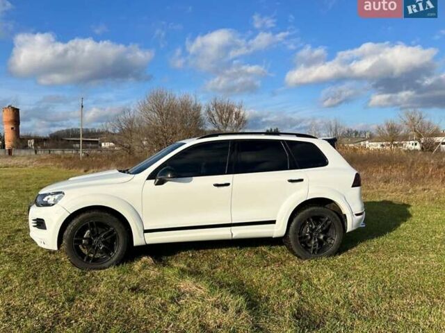 Белый Фольксваген Туарег, объемом двигателя 2.97 л и пробегом 226 тыс. км за 18888 $, фото 5 на Automoto.ua