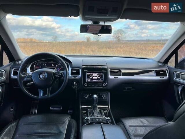 Белый Фольксваген Туарег, объемом двигателя 2.97 л и пробегом 226 тыс. км за 18888 $, фото 15 на Automoto.ua