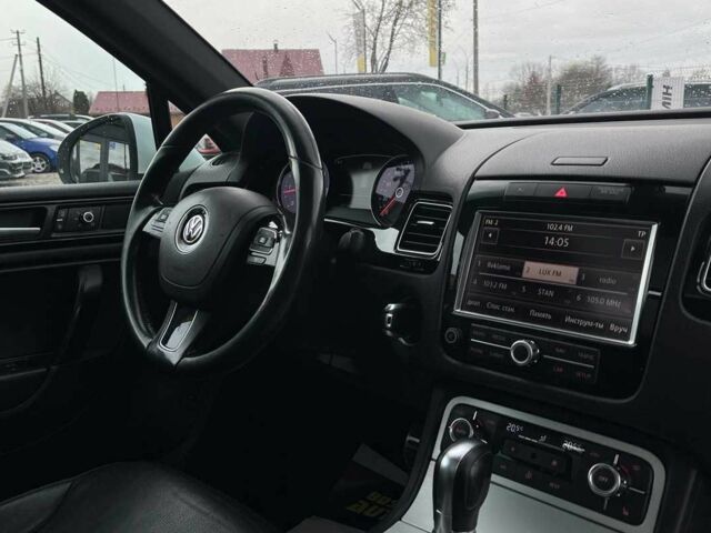 Белый Фольксваген Туарег, объемом двигателя 3 л и пробегом 214 тыс. км за 18999 $, фото 20 на Automoto.ua