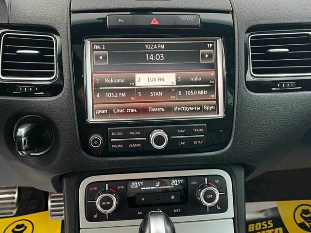 Белый Фольксваген Туарег, объемом двигателя 3 л и пробегом 214 тыс. км за 18999 $, фото 15 на Automoto.ua