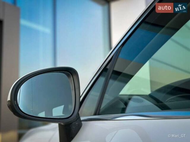 Білий Фольксваген Туарег, об'ємом двигуна 3 л та пробігом 239 тис. км за 19300 $, фото 22 на Automoto.ua