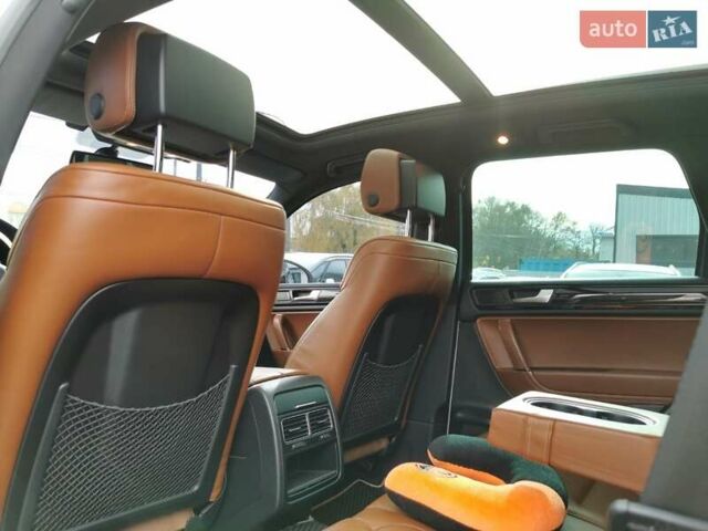 Белый Фольксваген Туарег, объемом двигателя 2.97 л и пробегом 222 тыс. км за 18999 $, фото 33 на Automoto.ua