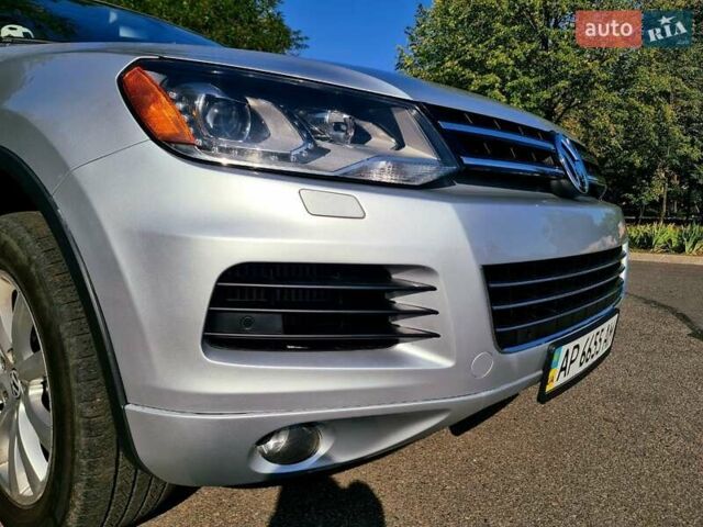 Белый Фольксваген Туарег, объемом двигателя 2.97 л и пробегом 195 тыс. км за 19700 $, фото 5 на Automoto.ua