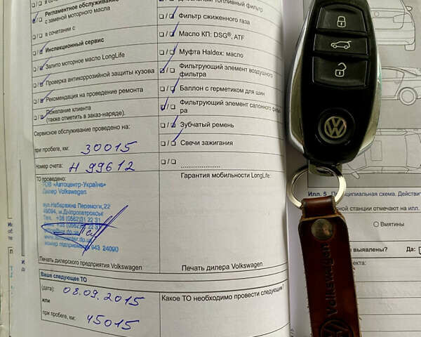 Білий Фольксваген Туарег, об'ємом двигуна 3 л та пробігом 239 тис. км за 19300 $, фото 57 на Automoto.ua